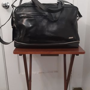 Velez Duffle Genuine Leather Bag Black. Dimensions 10x20